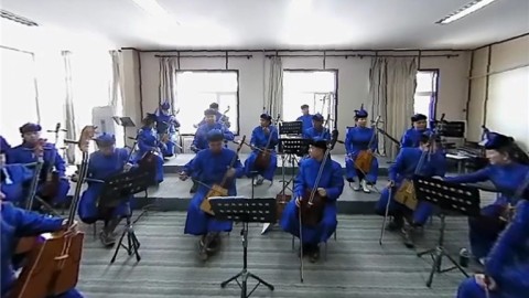 内蒙古马头琴交响乐团